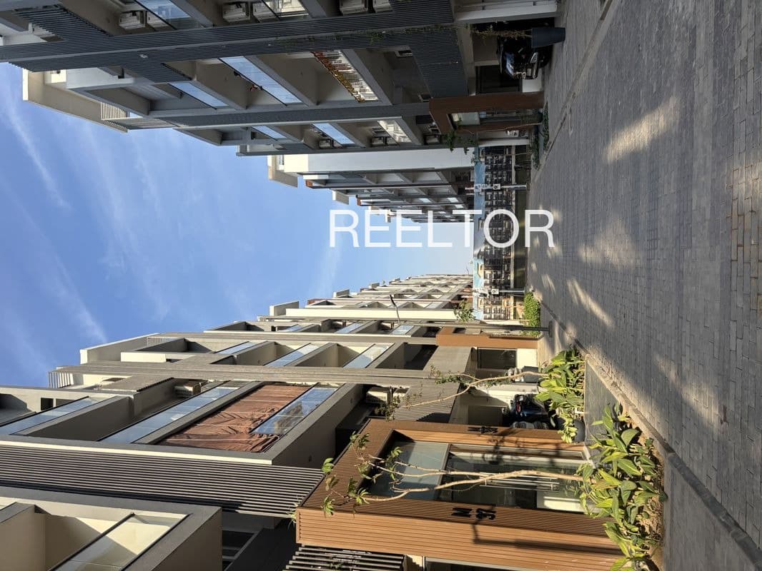 Explore 2 Bhk In Lotus Tower For Sale Patna