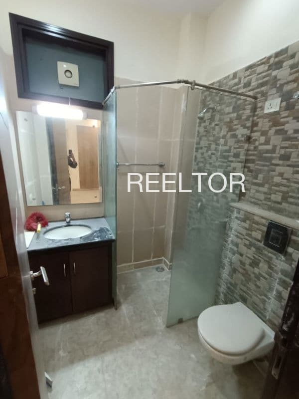 Office Space For Rent In Ishwar Colony Model Town