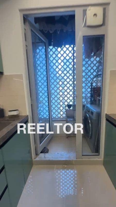 Flat For Rent In Madanpur Khadar Sarita Vihar