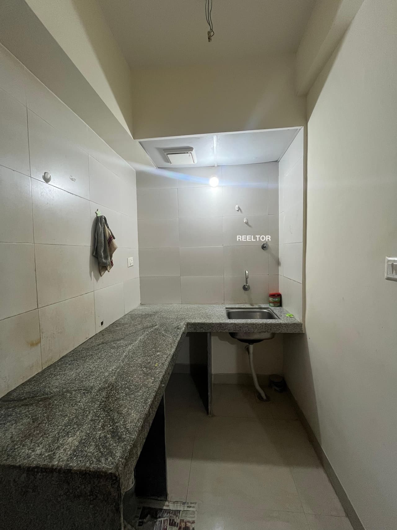 Flat For Rent In Shiddeshvaranagara Haveriu