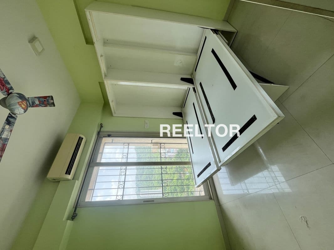 Flat For Rent In Maharathi Colony Vivek Vihar