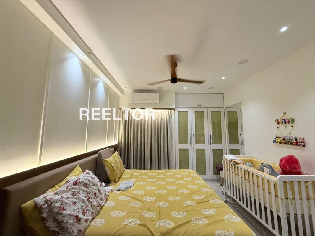 Flats In Ber Sarai For Rent