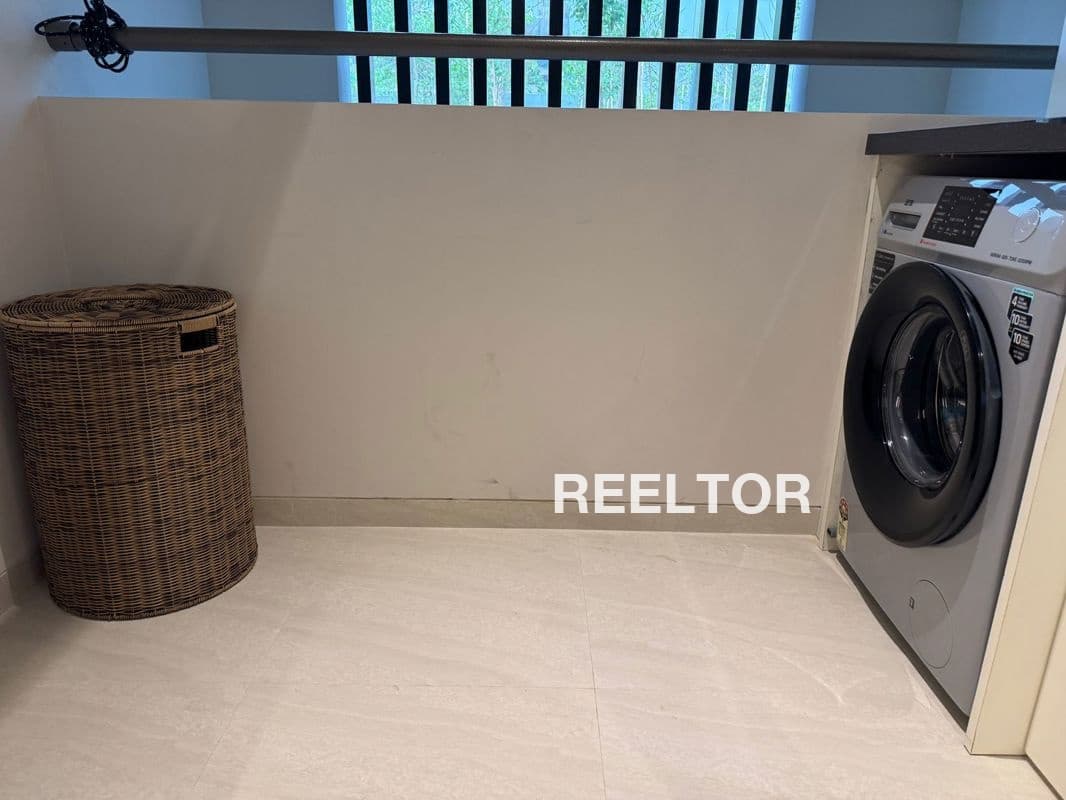 Flat For Rent In Malviya Nagar Hauz Khas