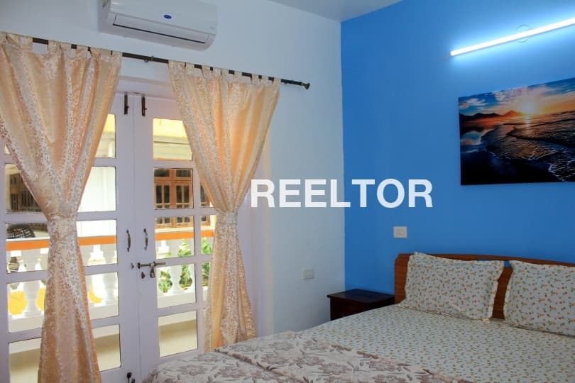 Flat For Rent In Meena Bazaar Kotwali