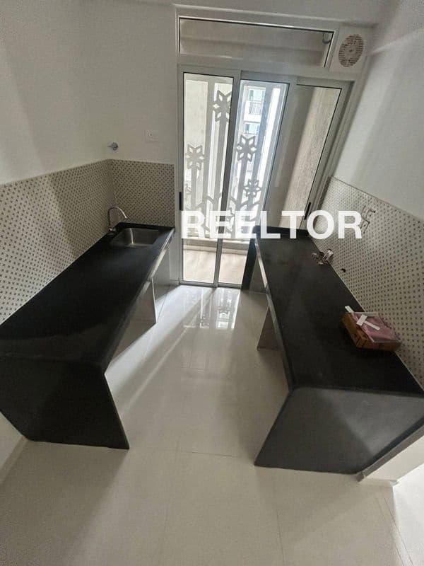 Flat For Rent In Bhitha Bhandra