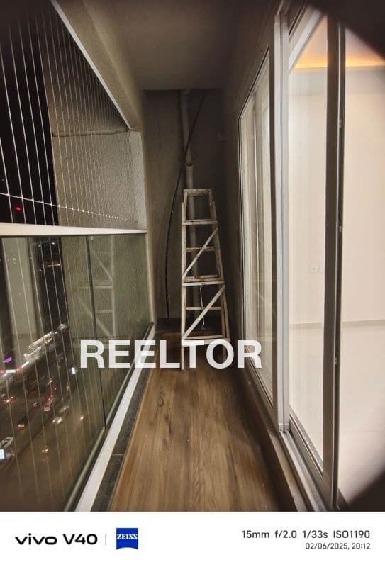 Flat For Rent In Sarvodaya Enclave Hauz Khas