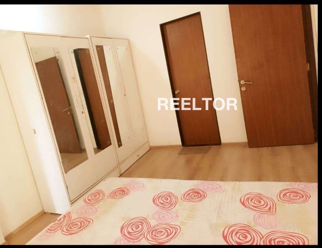 Flat For Rent In Vishwakarma Colony Kalkaji