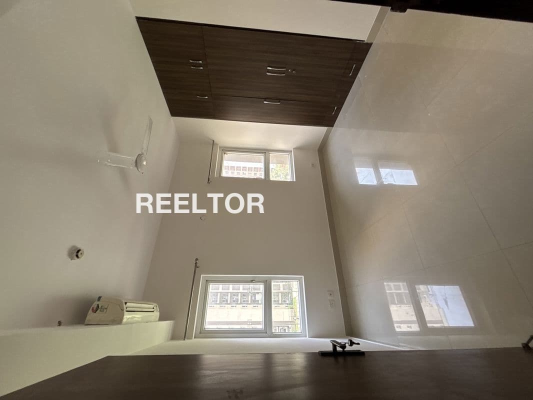 Flat For Sale In Nakthan Bhuntar