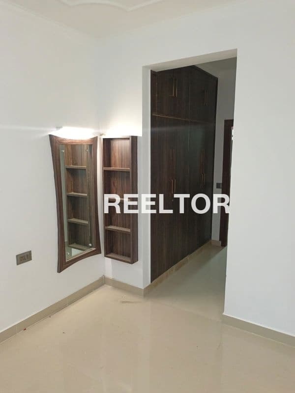Flat For Rent In Raaguda Chandrapur