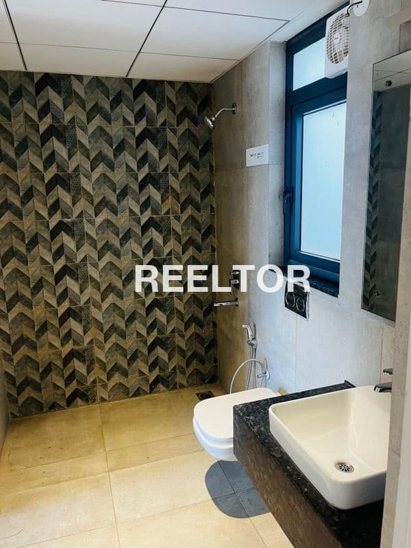 Flat For Rent In Bahin Hathin