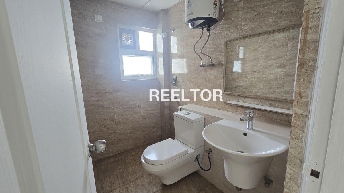 3 Bhk Apartment On Rent In Dwarika Platinum Apartment Junagadh