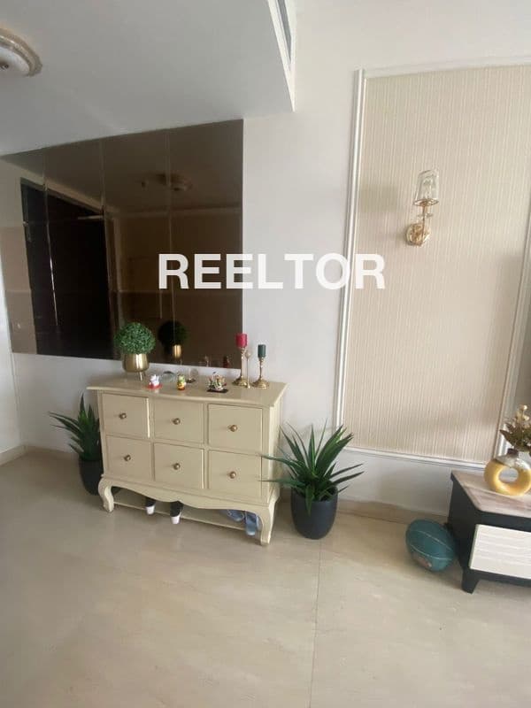 Flat For Sale In Mushai Mandi