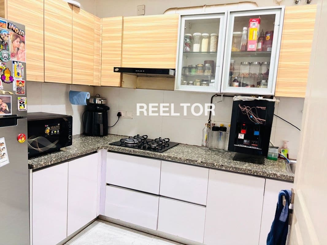 Flat For Rent In Nalla Chelaka Gundala