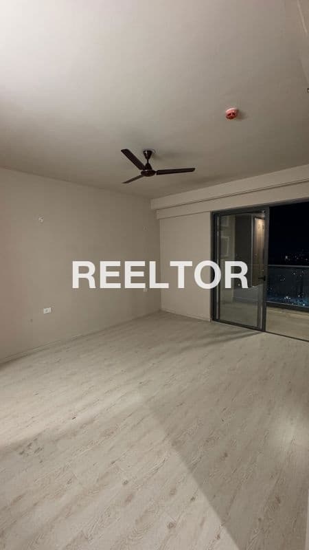 Flat For Rent In Koshgar Rampur