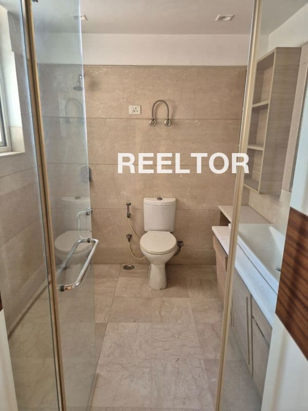 3 Bhk Apartment On Rent In Dwarika Platinum Apartment Junagadh