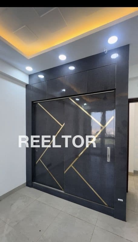 Flat For Rent In Upper Shankar Vihar Delhi Cantonment