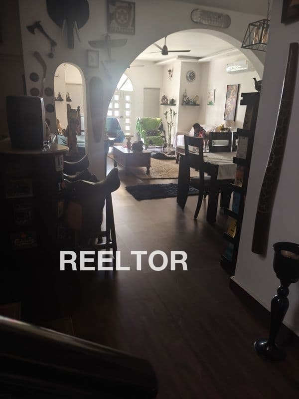 Flat For Rent In Yogendar Vihar Delhi Cantonment