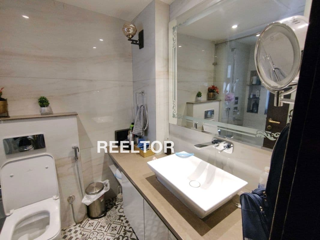 Flat For Sale In Mungri Ani