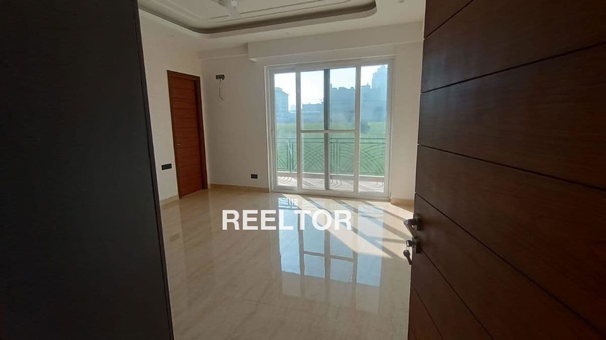 Flat For Rent In Priyadarshini Vihar Model Town