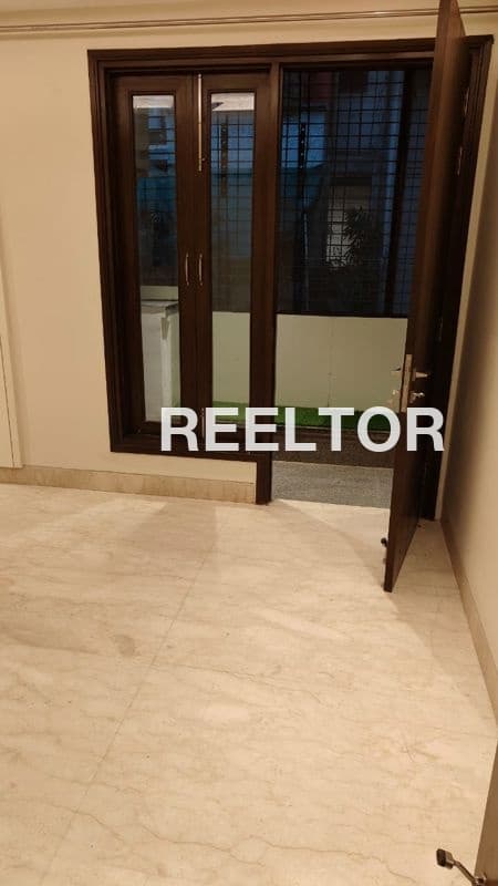 Flat For Rent In Naraina