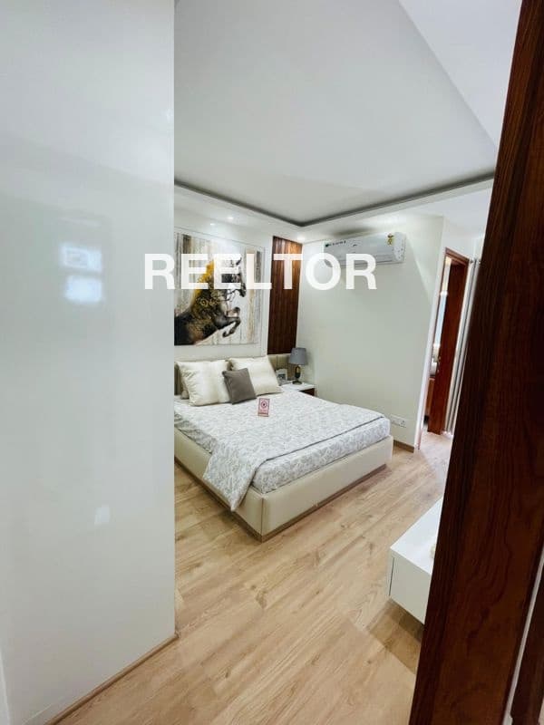 Flat For Rent In Kidwai Nagar East Defence Colony