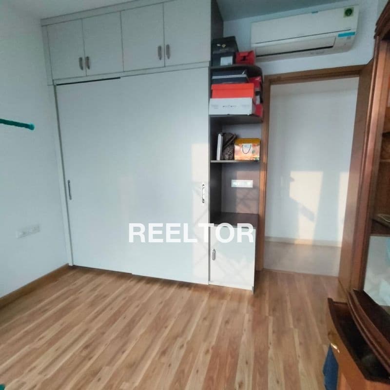 Flat For Rent In Machamthuruth Paravur