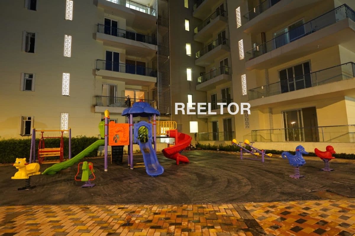 Flat For Rent In Bhagwanpur Maheshpur