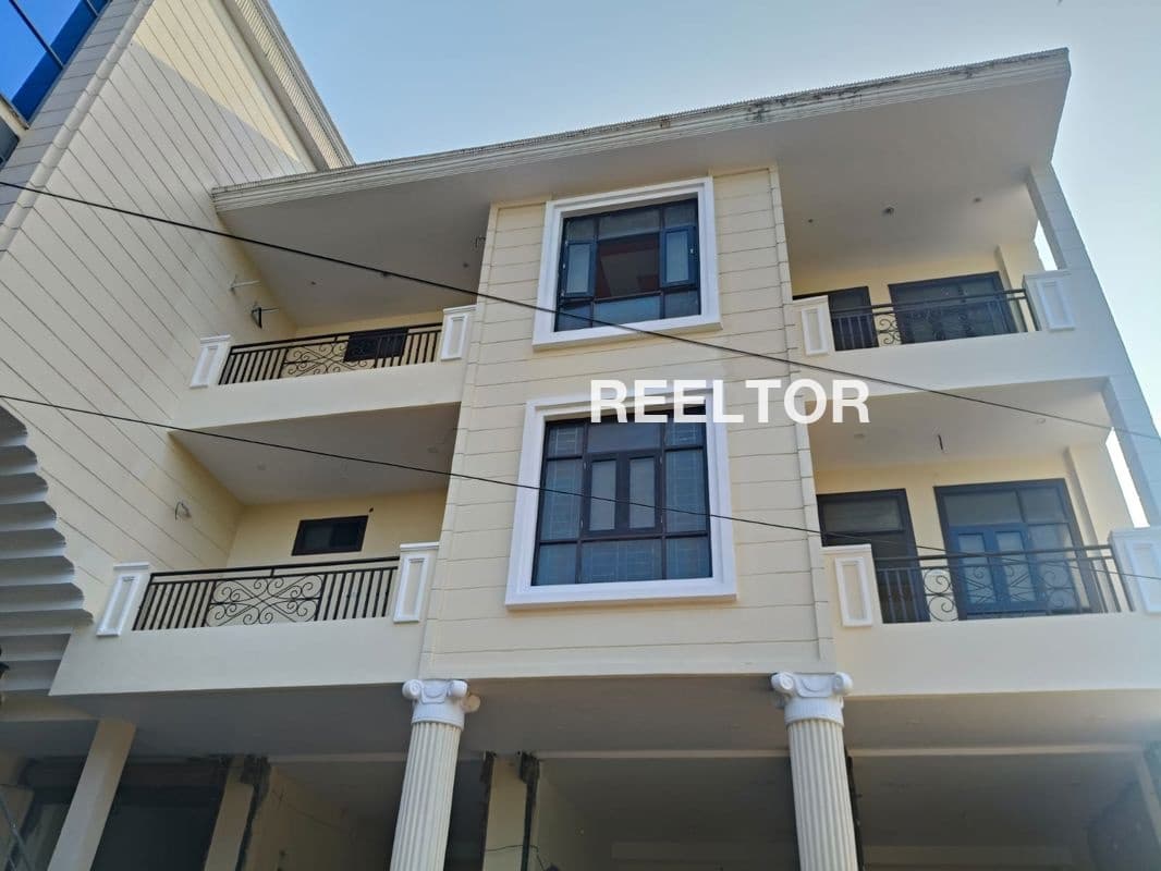 Flat For Rent In Lampur Narela