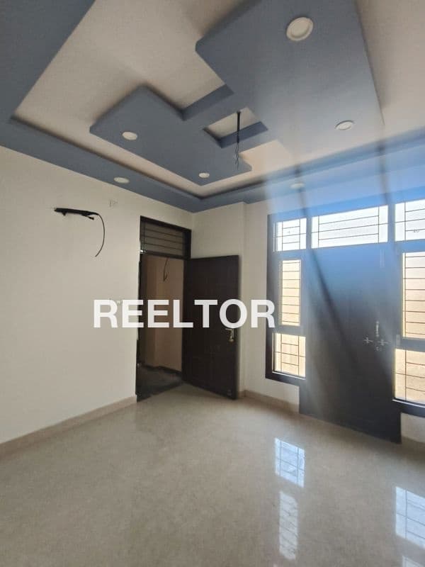 Flat For Rent In Bhatta Bashant Rai