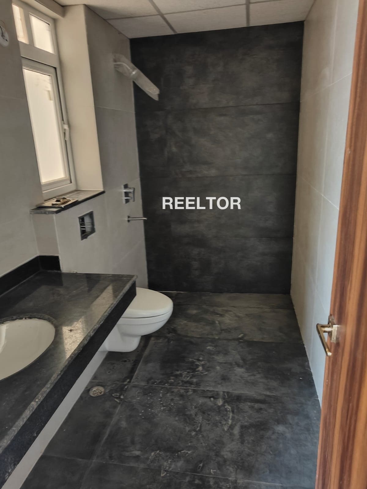 Flat For Sale In Monshab Cheta