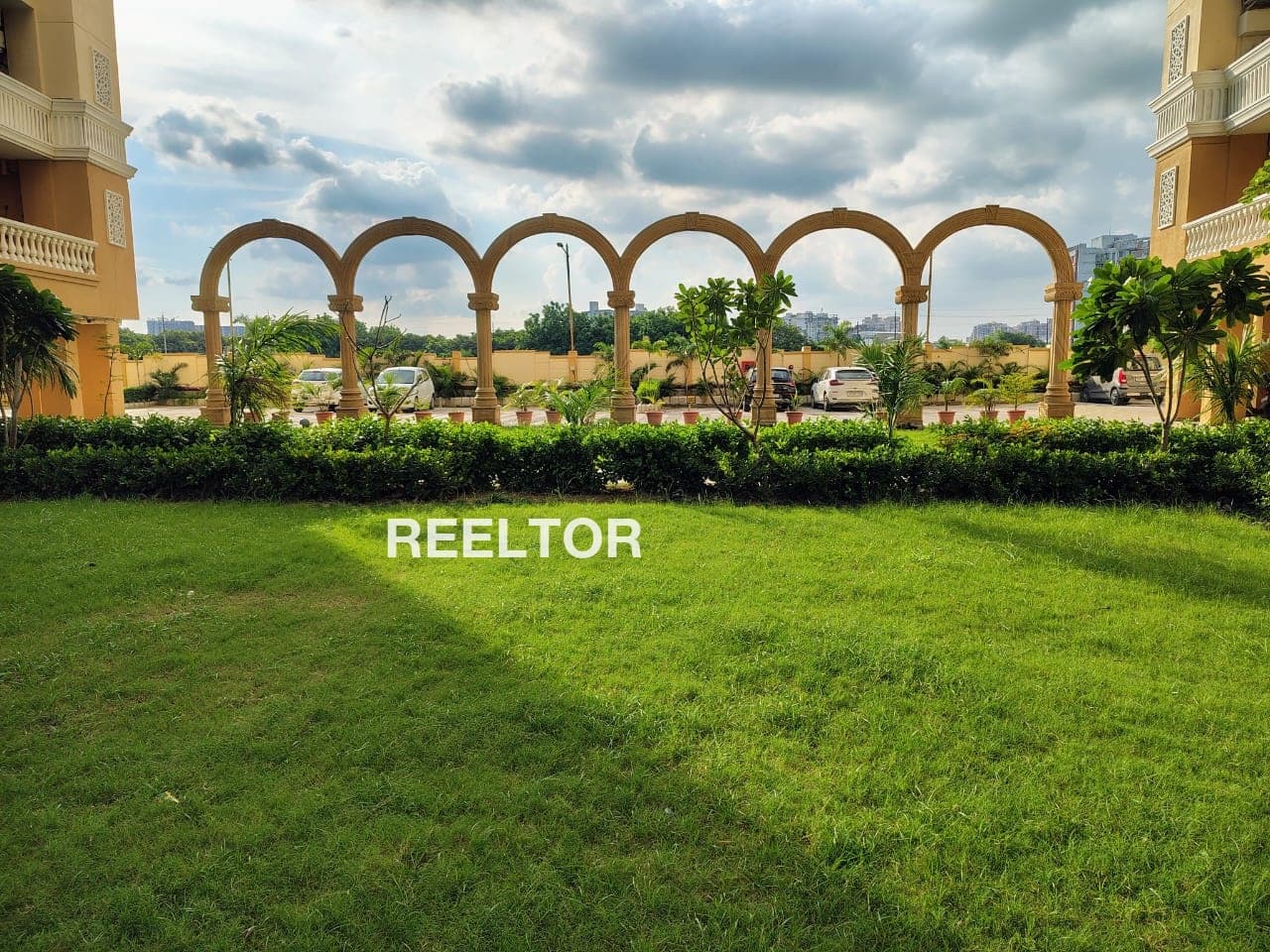 Flat For Rent In Malipur Jalalpur