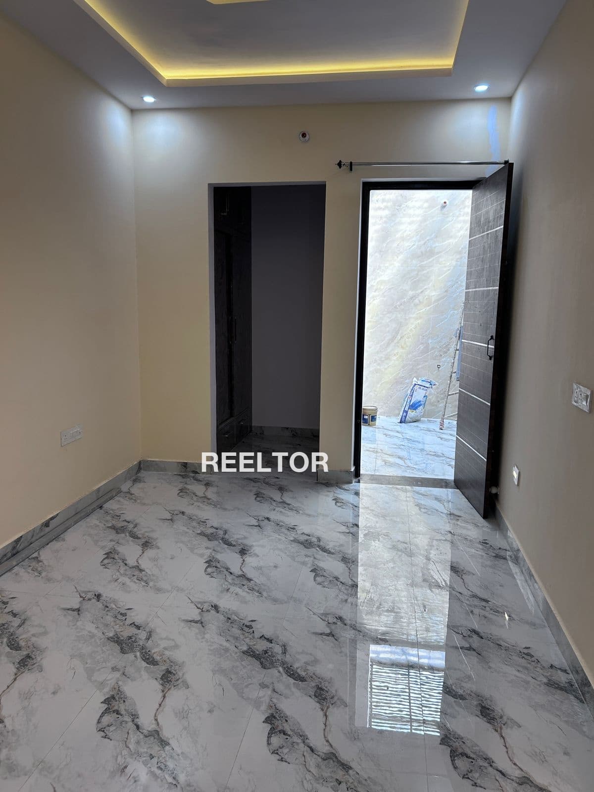 Rent 4 Bhk Home In Sunrise Apartments Kannur