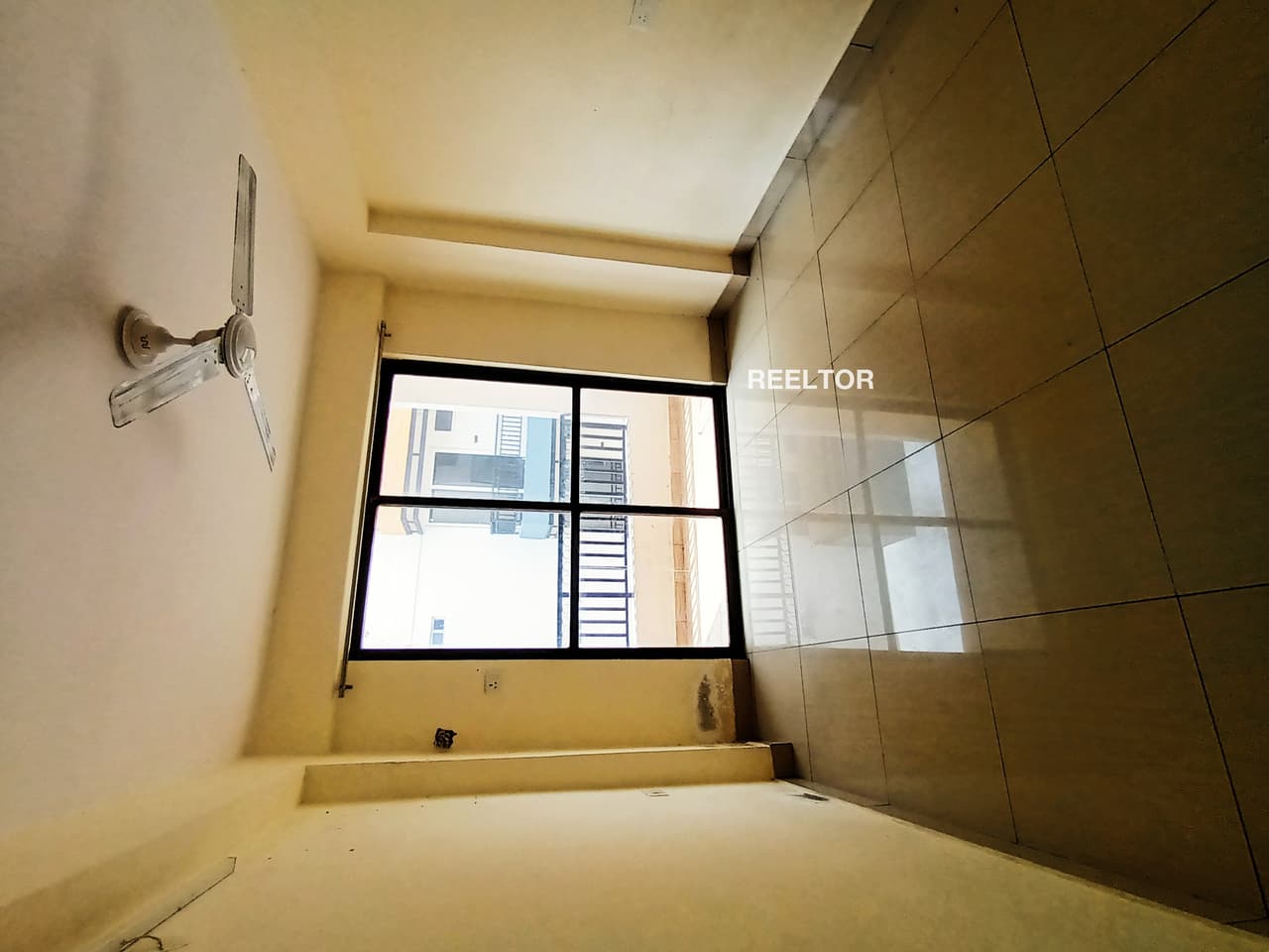 Flat For Rent In Pocket J Sarita Vihar