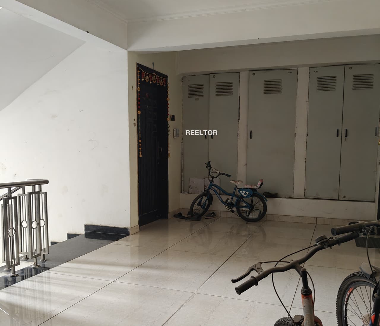 Flat For Sale In Mundra Chamba