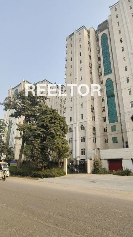 Flats In Defence Colony For Rent