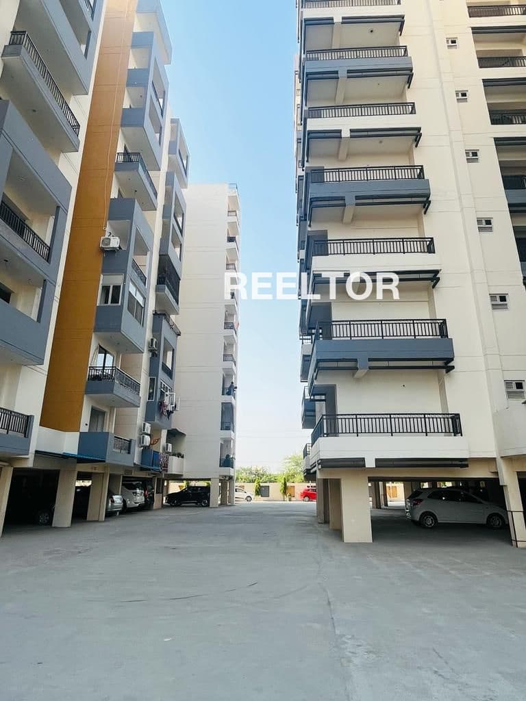 Flat For Rent In Madomthattu Taliparamba