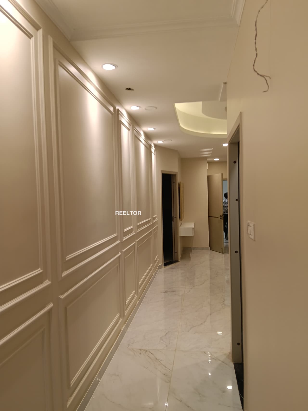 Floor In Mianwali Nagar