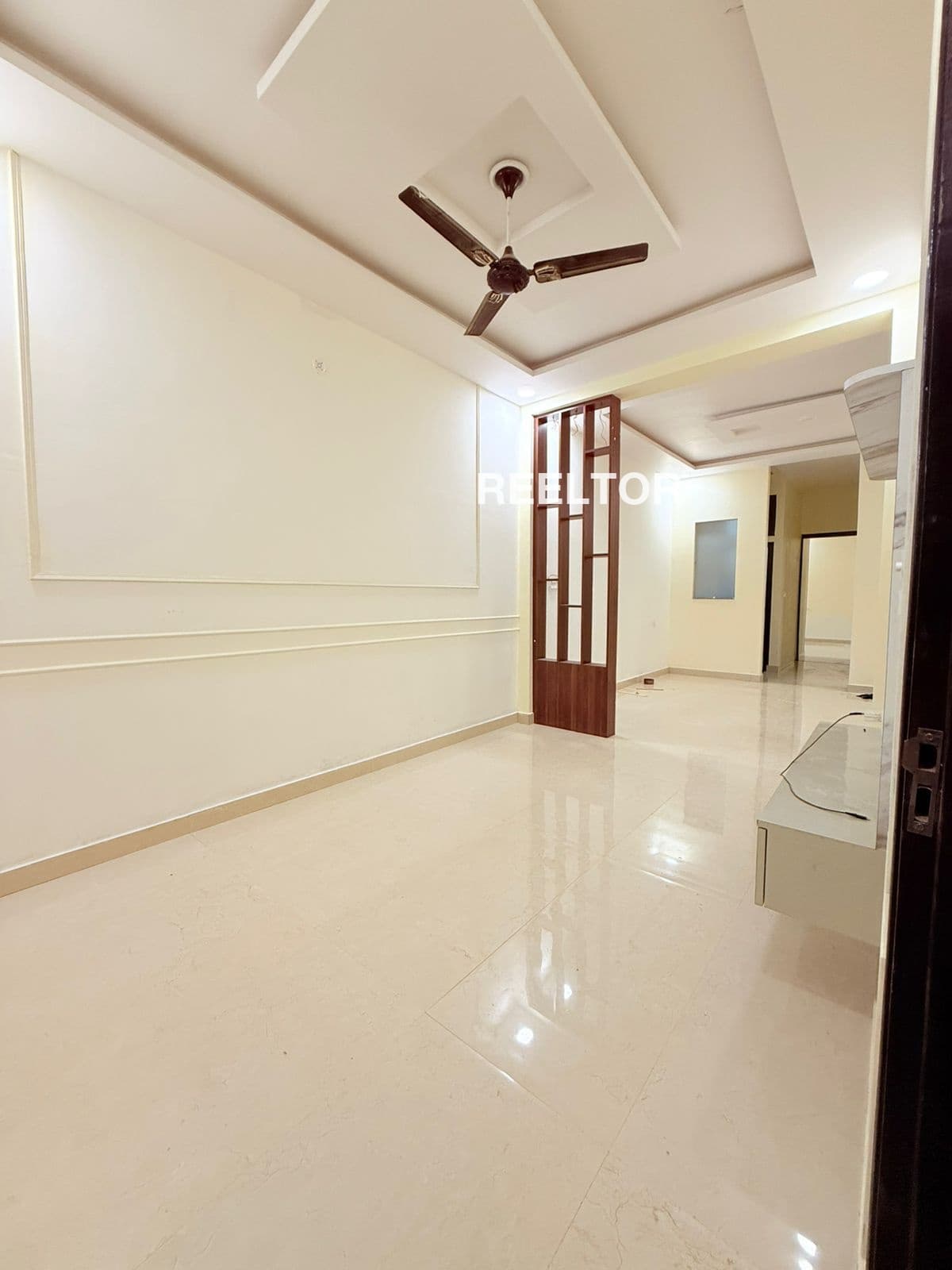 Office Space For Rent In New Ashok Nagar Mayur Vihar