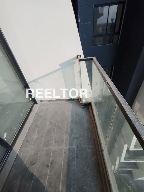 Flat For Rent In Lakhi Park Model Town