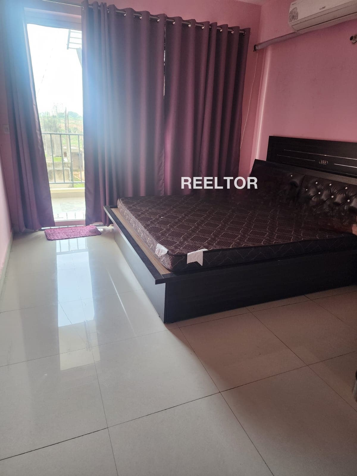 Flat For Rent In Machamthuruth Paravur