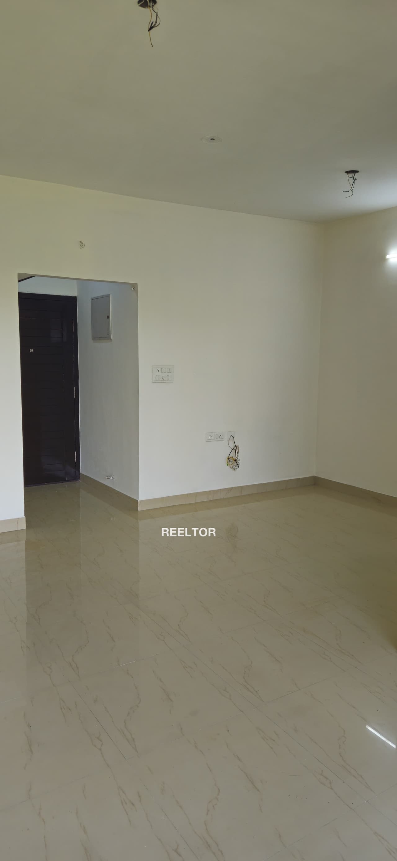 Flat For Sale In Muratan Chachyot
