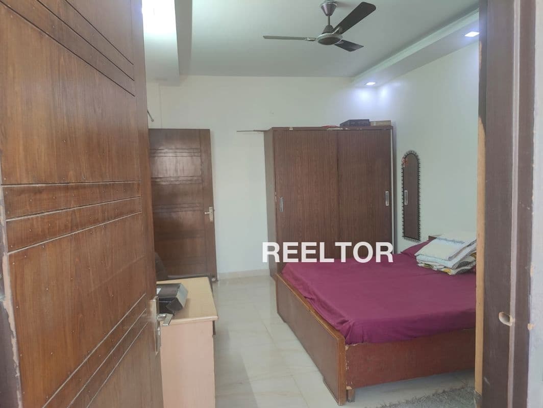 Flat For Rent In Karkarduma Vivek Vihar