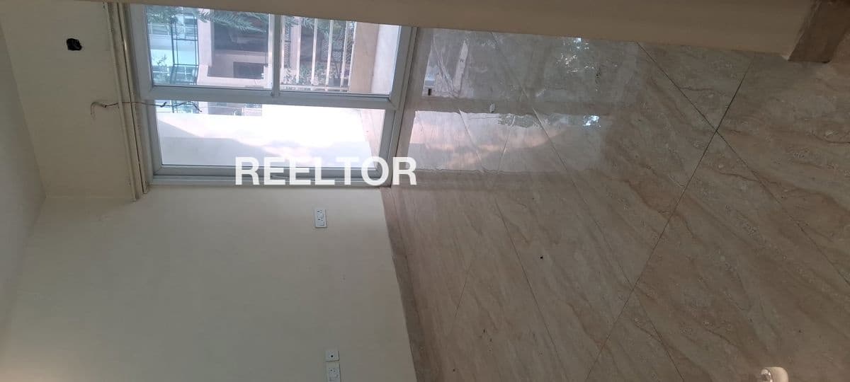 Flat For Rent In Shalimar Bagh Saraswati Vihar