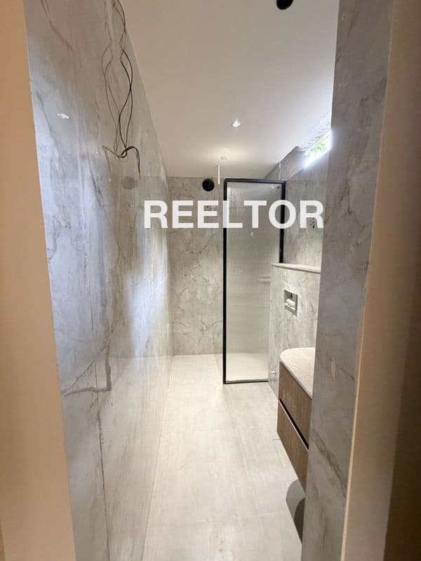 Flat For Rent In Mahavir Nagar Defence Colony