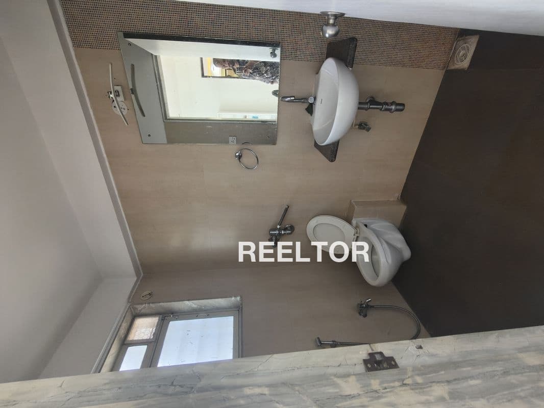 Flat For Rent In Thingtatbung Tamenglong