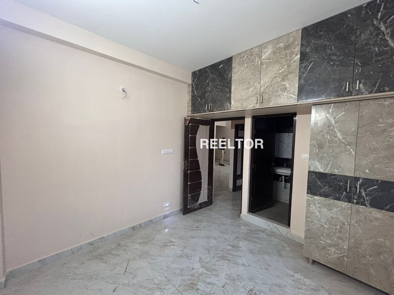 Flat For Rent In Kuttivattom Karunagappally