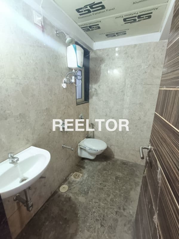 Flat For Rent In Kotla Mubarak Defence Colony