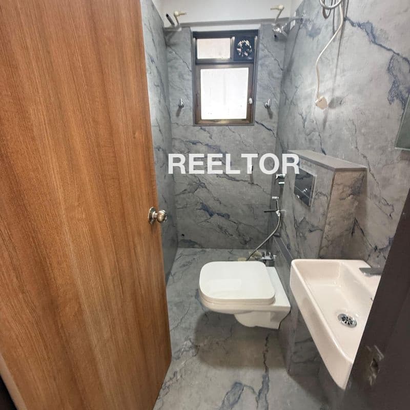 Flat For Rent In Koshgar Rampur