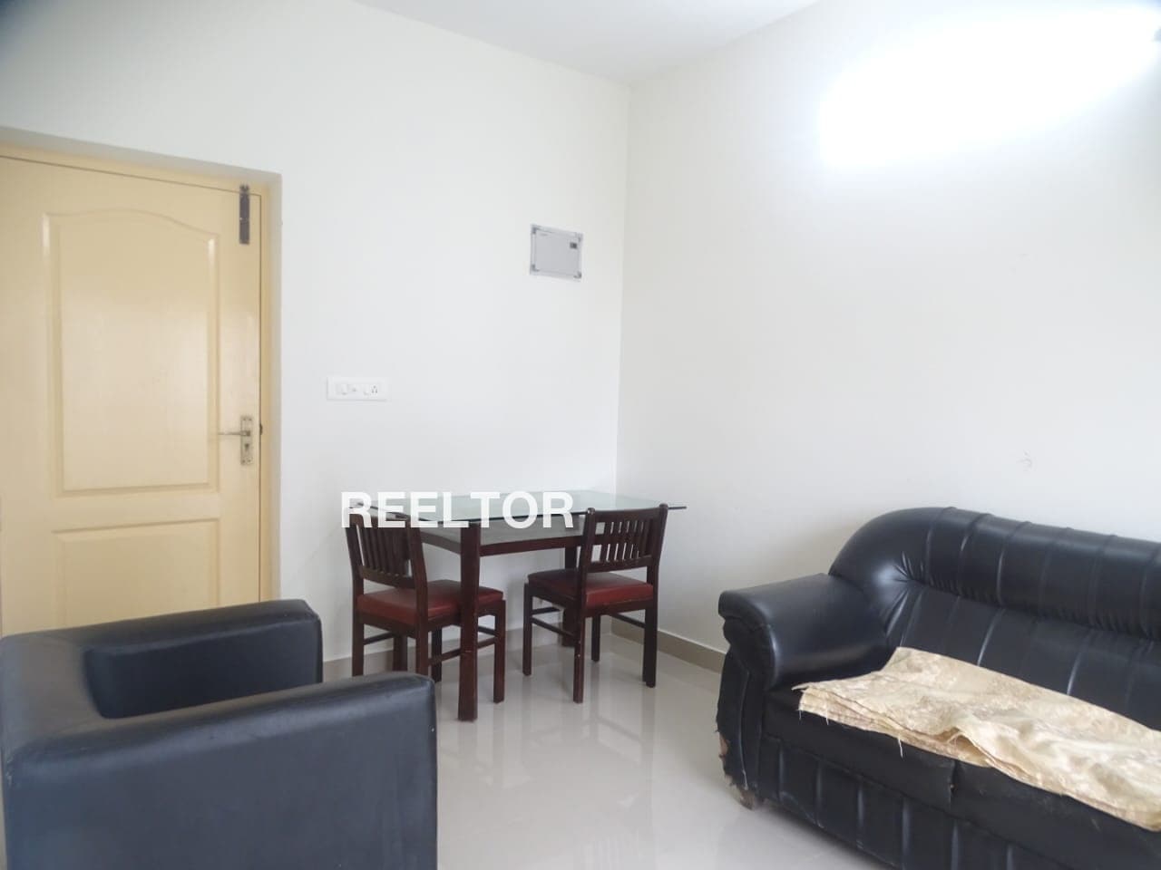 Flat For Sale In Payarkampalle Yelal