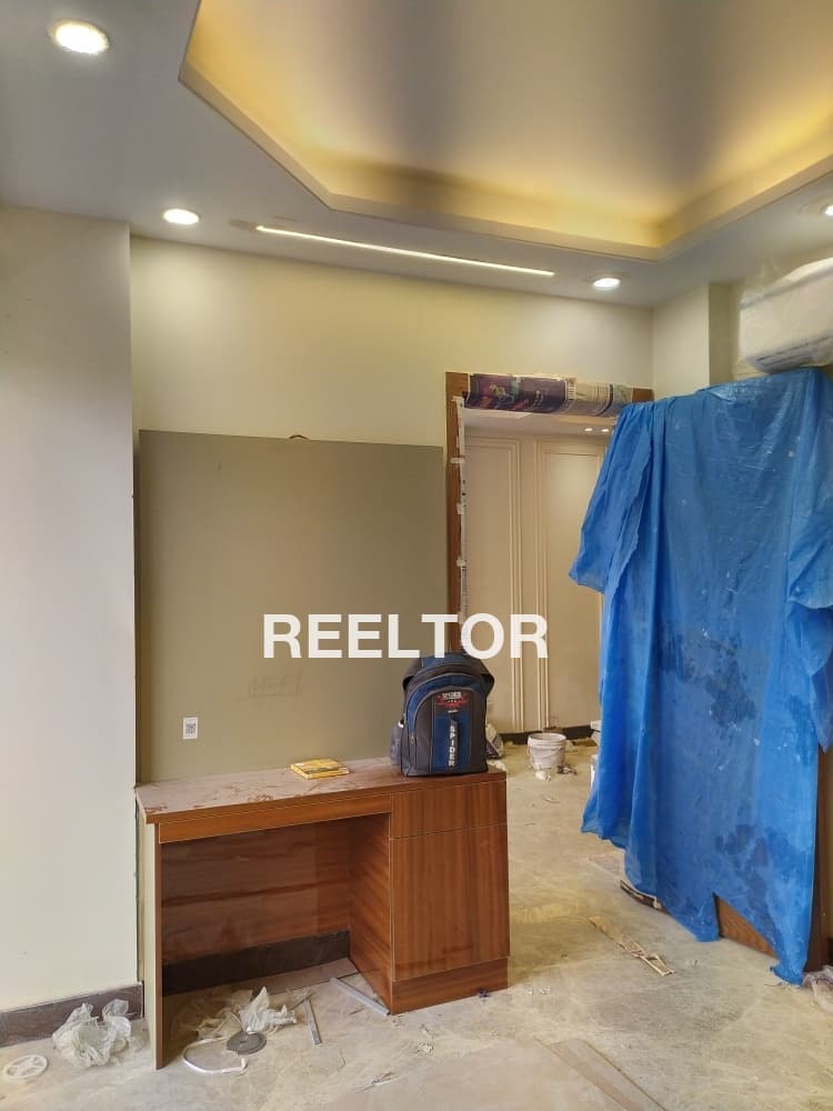 Flat For Rent In Satya Niketan Delhi